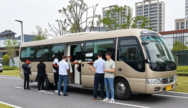 会议接待中包车服务信息整合的常见问题与应对策略